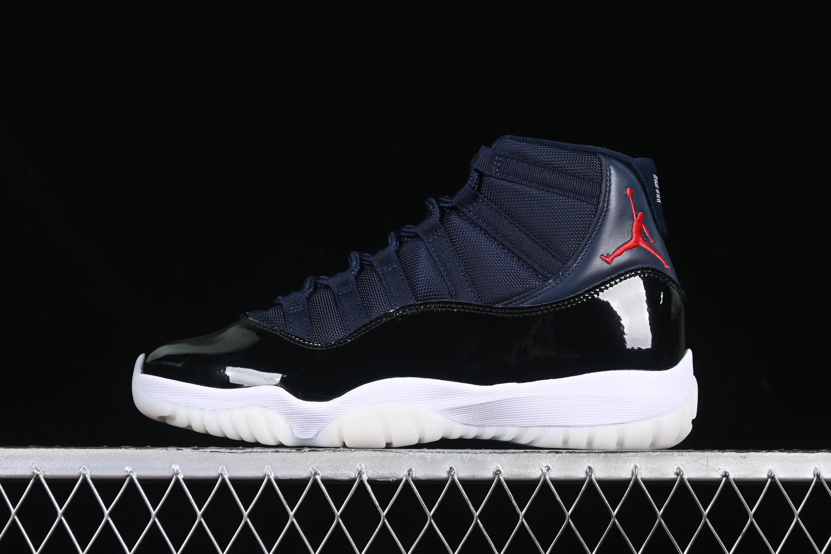 All categories Air Jordan Jordan series basketball shoes Air Jordan 11 Air Jordan 11 Retro AJ11 Joe 11 navy blue high-top basketball shoes CT8012-406